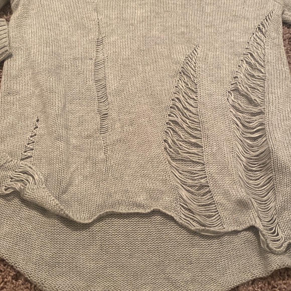 Distressed sweater by Guess.  Open shoulder distressed sweater  size medium - Picture 2 of 4